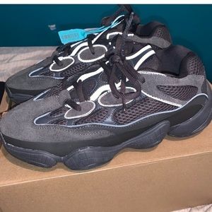 Yeezy 500